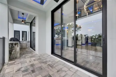 New construction Single-Family house 6528 Simone Shores Cir, Apollo Beach, FL 33572 - image 3