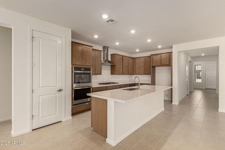 New construction Single-Family house 25312 N 131St Dr, Peoria, AZ 85383 plan Lot 114 - Plan  4413 - image 11