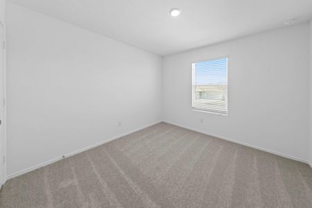 New construction Single-Family house 13220 Eastland Dr, Mustang Ridge, TX 78610 plan Littleton - image 9