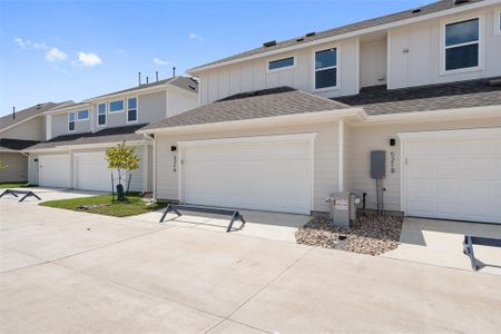 New construction Condo/Apt house 521A Burlington Dr, Buda, TX 78610 - photo 28 28