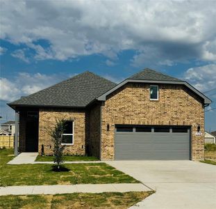 New construction Single-Family house 118 Hesed Street, Greenville, TX 75402 - photo 0