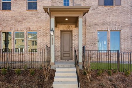 New construction Townhouse house 626 Redwood Wy, Mansfield, TX 76063 Berkeley- photo 4 4