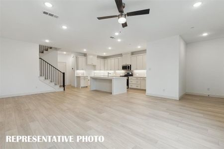 New construction Townhouse house 1015 Magdalena Wy, Midlothian, TX 76065 - image 15