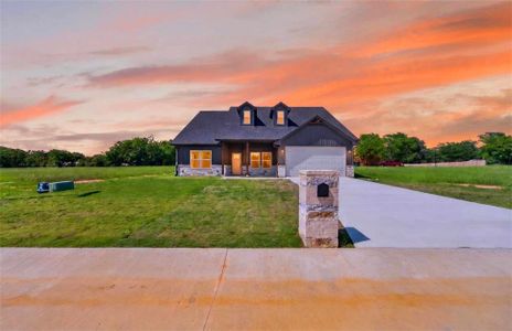 New construction Single-Family house 105 W Teal Dr, Troup, TX 75789 - image