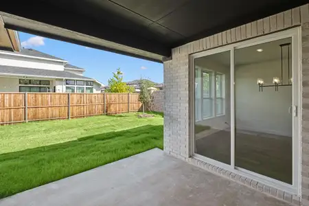 New construction Single-Family house 11646 Fletcher St, Frisco, TX 75035 plan The Camden - image