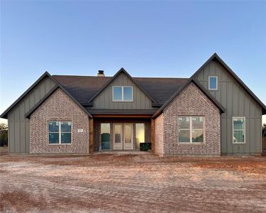 New construction Single-Family house 16 Pareya Circle, W, West, TX 76691 - image