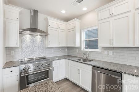 New construction Single-Family house 17909 Wilbanks Dr, Charlotte, NC 28278 - image 9