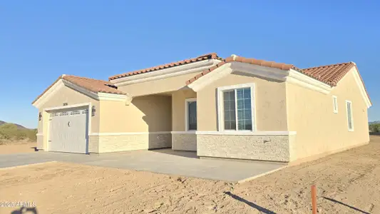 New construction Single-Family house 38766 W Sherman St, Phoenix, AZ 85354 - image