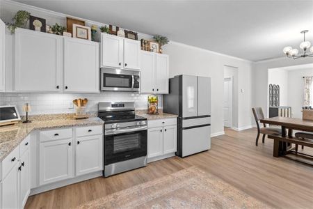 New construction Single-Family house 8091 Lakeview Pkwy, Villa Rica, GA 30180 - image 16