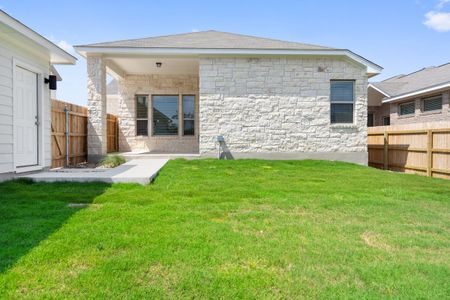 New construction Single-Family house 168 Rieber Rd, Kyle, TX 78640 plan Bellwood - image 18