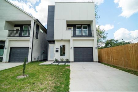 New construction Single-Family house 6535 Cohn Street Street, Houston, TX 77091 - photo 0