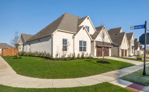 New construction Single-Family house 403 Sedgwick Dr, Fate, TX 75189 plan The Travis - image 2