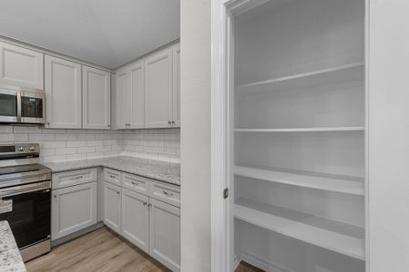 New construction Single-Family house 18737 Loom Dr, Conroe, TX 77306 plan Camellia - image 13