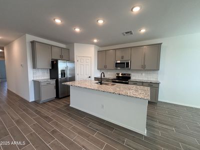 New construction Single-Family house 47489 W Kenner Dr, Maricopa, AZ 85139 Iris- photo 13 13