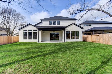 New construction Single-Family house 1502 Story St, Houston, TX 77055 plan Catalina - image 3