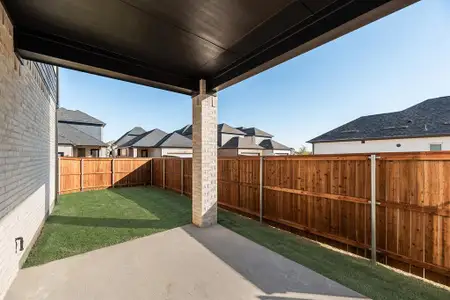 New construction Single-Family house 1513 Kinglet Pl, Celina, TX 75009 plan Danbury - SH 3104 - image 3