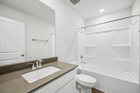 New construction Single-Family house 1107 Brittany Point Dr, Houston, TX 77336 - image 6