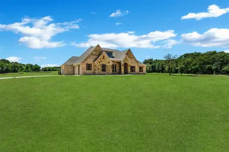 New construction Single-Family house 150 Top Flight Dr, Weatherford, TX 76087 - image