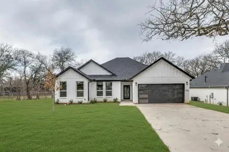 New construction Single-Family house 411 N Watson St, Seagoville, TX 75159 - image