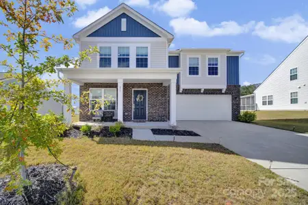 New construction Single-Family house 657 Mile Creek Rd, Edgemoor, SC 29712 - image