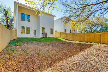 New construction Single-Family house 1307 Valley St, Dallas, TX 75203 null- photo 33 33