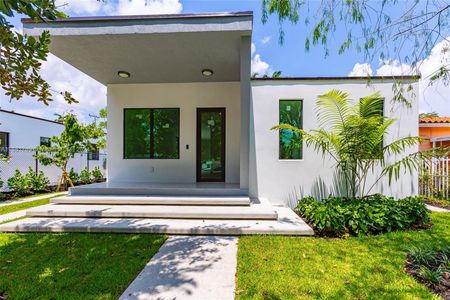 New construction Single-Family house 170 Sw 38Th Ct, Miami, FL 33134 - photo 0