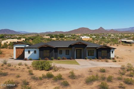 New construction Single-Family house 1685  E Creek Canyon Rd, Phoenix, AZ 85086 - image