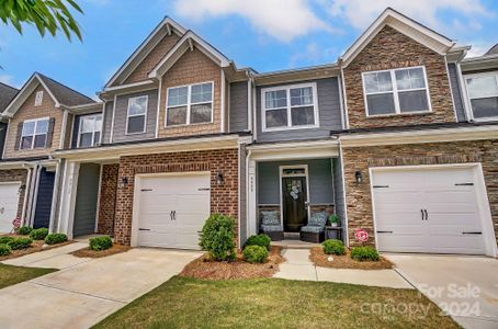 New construction Townhouse house 4008 Rothwood Lane, Harrisburg, NC 28075 - photo 0