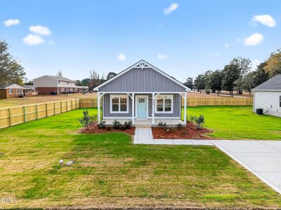 New construction Single-Family house 609 W Godwin St, Dunn, NC 28334 - image