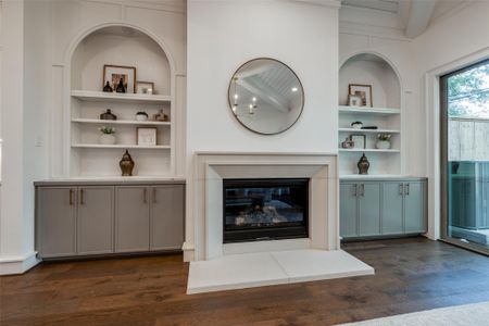 New construction Single-Family house 2434 Quenby St, Houston, TX 77005 - image 16