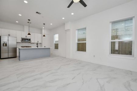 New construction Single-Family house 853 Mansfield St, Unit D, Houston, TX 77091 null- photo 15 15