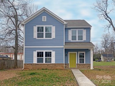 New construction Single-Family house 216 E Washington Avenue, Bessemer City, NC 28016 - photo 0