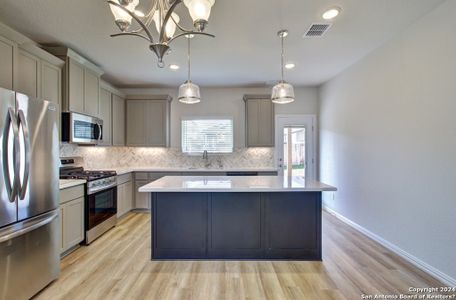 New construction Single-Family house 2029 Flametree Avenue, New Braunfels, TX 78132 Journey Series - Latitude- photo 5 5