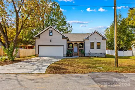 New construction Single-Family house 523 Carolina Blvd, Salisbury, NC 28146 null- photo 2 2