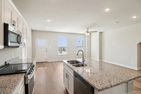 New construction Multi-Family house 7150 Magnolia Crk, San Antonio, TX 78252 - image 8