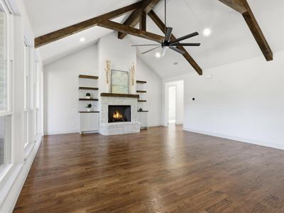 New construction Single-Family house 1113 Silver Sage Trl, Weatherford, TX 76085 - image 18