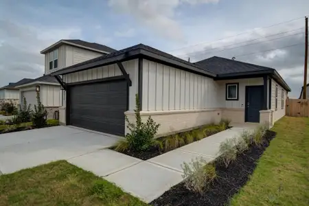 New construction Single-Family house 8038 Magnolia Prairie Ln, Cypress, TX 77433 plan Austin - image