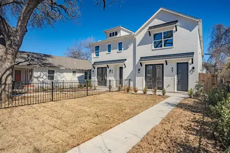 New construction Townhouse house 407 Athenia Dr, Fort Worth, TX 76114 - image