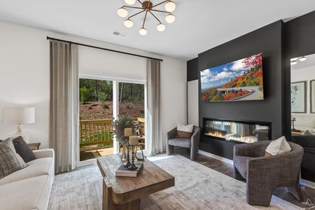 New construction Townhouse house 68 Broad River Wy, Greenville, SC 29607 plan Lennox - image