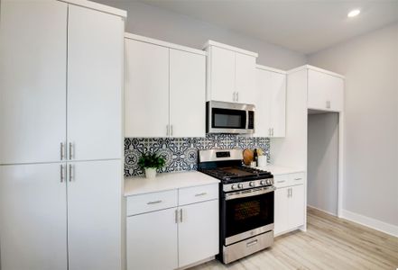 New construction Single-Family house 6111 Carnation Ter, Unit 1, Austin, TX 78741 null- photo 16 16