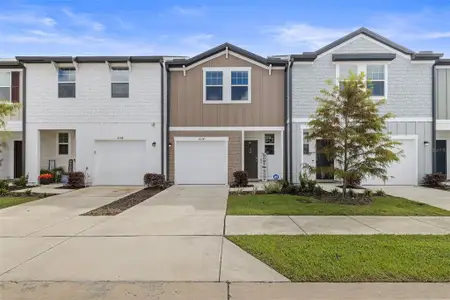 New construction Townhouse house 6154 Calle Ochoa St, Zephyrhills, FL 33542 - image