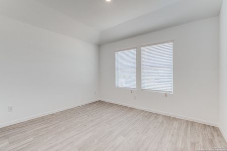 New construction Single-Family house 15031 S Nettleton Ml, San Antonio, TX 78254 null- photo 20 20