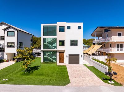 New construction Single-Family house 16 Bass Ave, Key Largo, FL 33037 - image