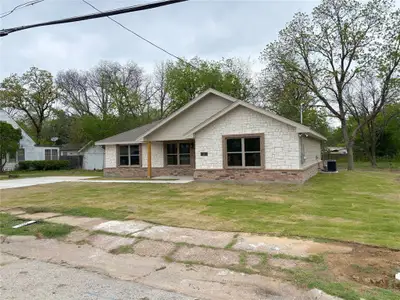 New construction Single-Family house 307 Elba St, Bowie, TX 76230 - image