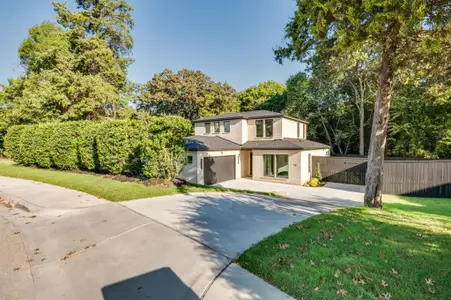 New construction Single-Family house 1700 Carriage Creek Dr, DeSoto, TX 75115 - image