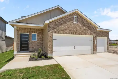 New construction Single-Family house 7415 Koa Crst, San Antonio, TX 78227 plan The San Marcos F - image