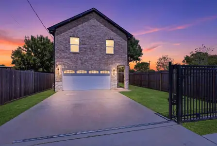 New construction Single-Family house 6037 S Acres Dr, Houston, TX 77048 - image