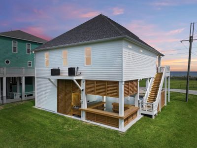 New construction Single-Family house 2301 Trinidad Dr, Bolivar Peninsula, TX 77650 - image