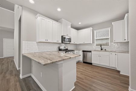 New construction Single-Family house 457 Stone Placa, Brookshire, TX 77423 - image 10