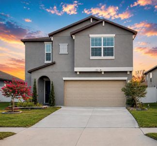 New construction Single-Family house 6470 Back Forty Lp, Zephyrhills, FL 33541 - image